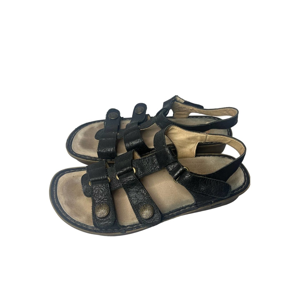 Algeria womans sandles size 42